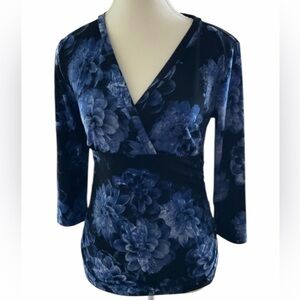 3x$20 Ann Taylor Floral Wrap Top in Blue small P